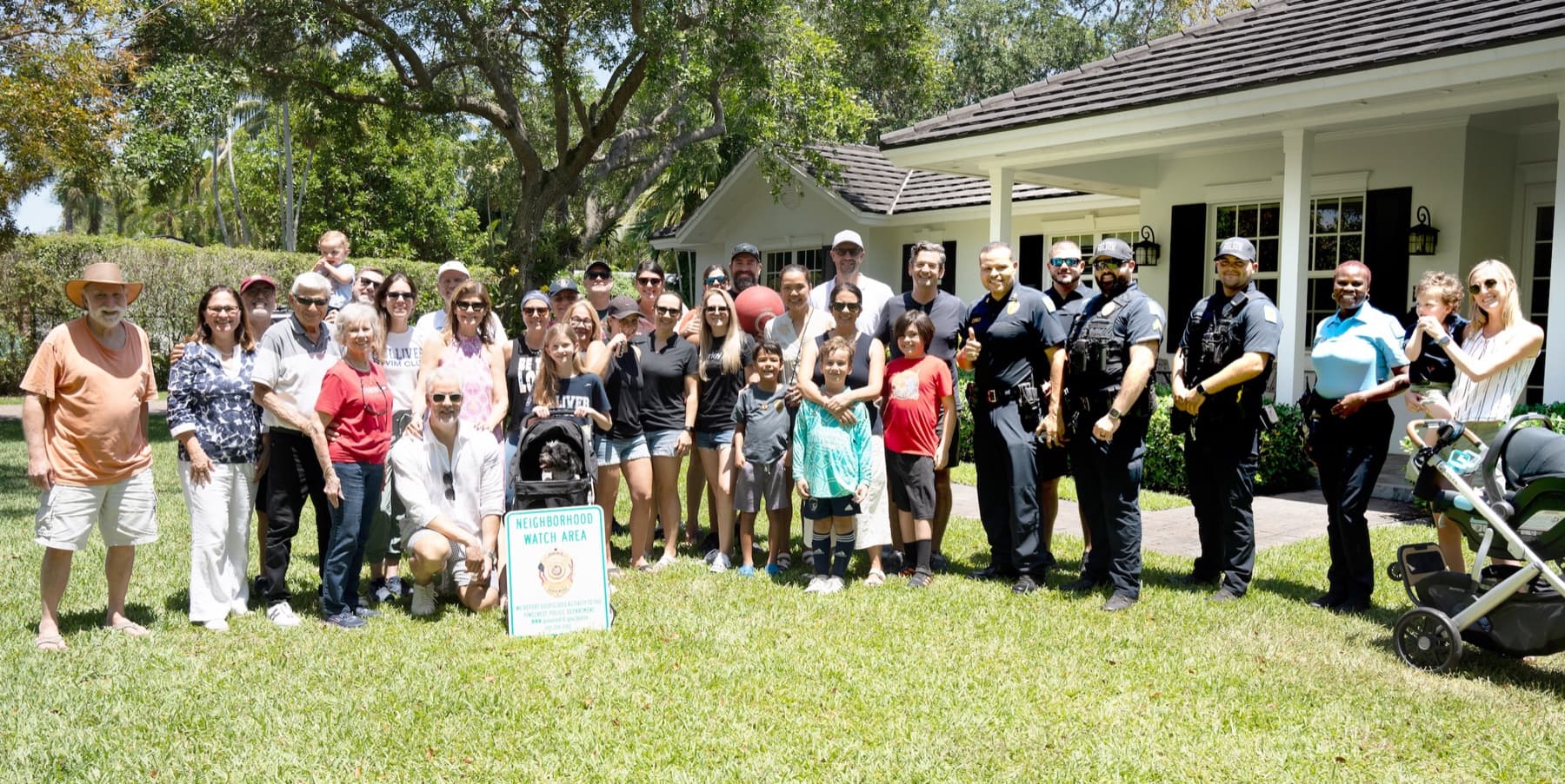 Reunión de vigilancia vecinal con la policía de Pinecrest